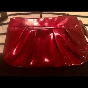 COPY - ❤️RedPattenWristlet❤️Leather❤️HoldsAllYouN…